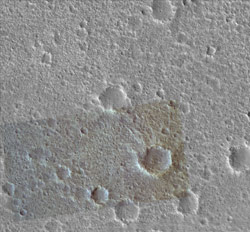This high resolution image taken by MRO shows the Viking 1 landing site.