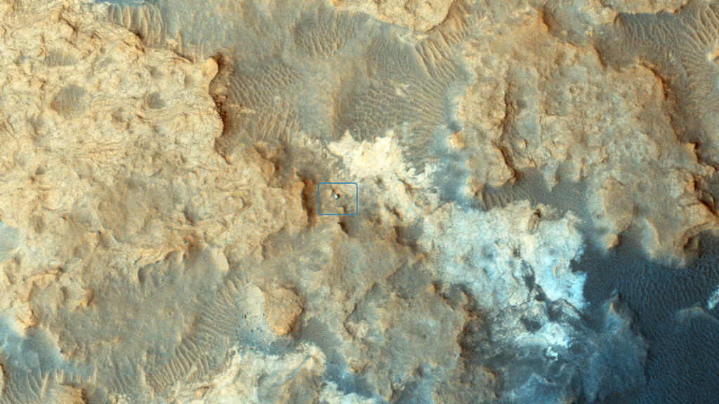 NASA's Curiosity Mars rover can be seen at the "Pahrump Hills" area of Gale Crater in this view from the High Resolution Imaging Science Experiment (HiRISE) camera on NASA's Mars Reconnaissance Orbiter.