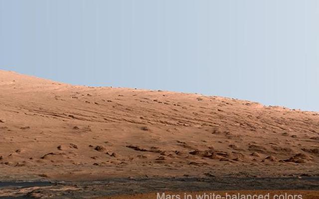 Mount Sharp Panorama in White-Balanced Colors