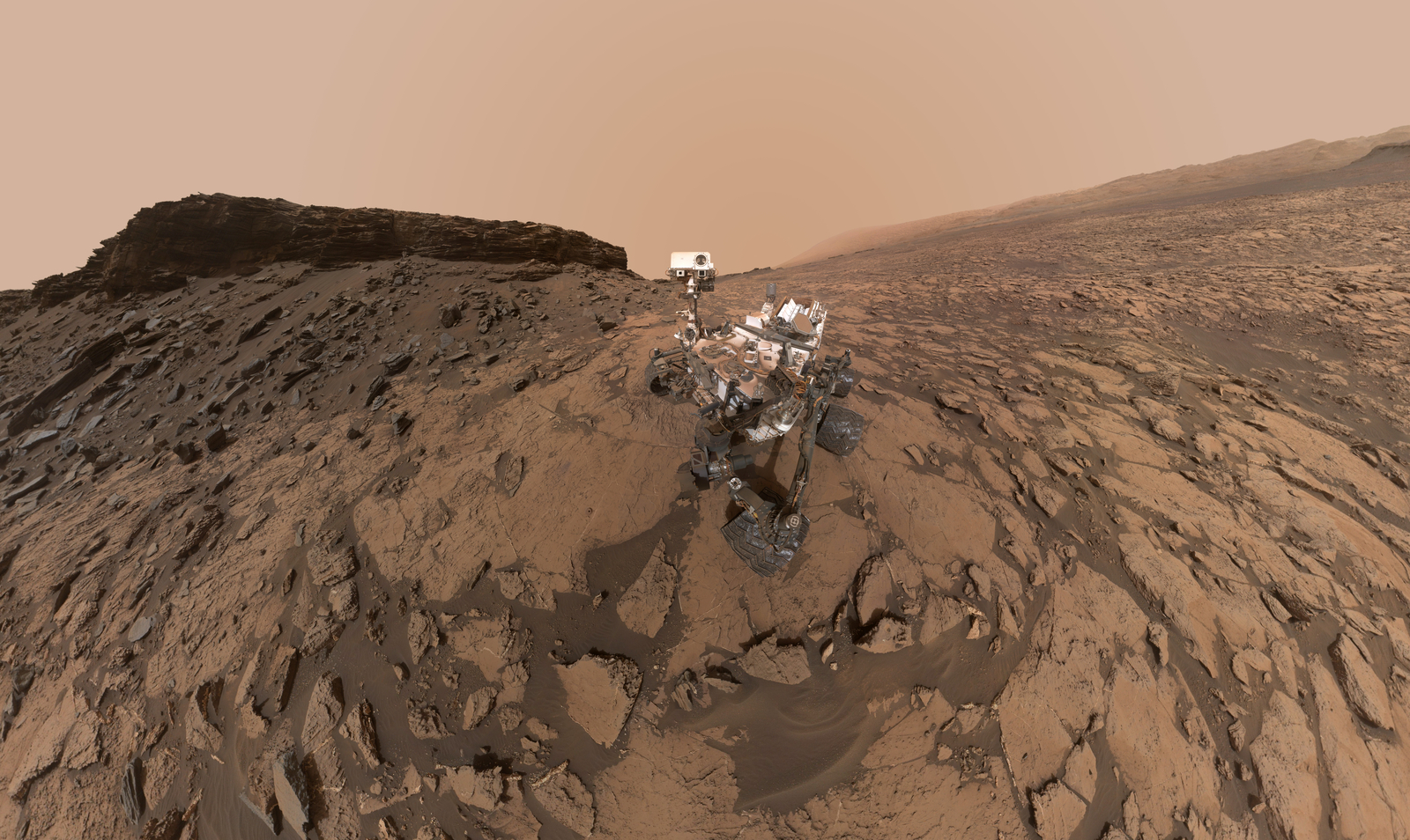 MSL-Curiosity-Murray-Buttes-selfie-pia20844-full2.jpg