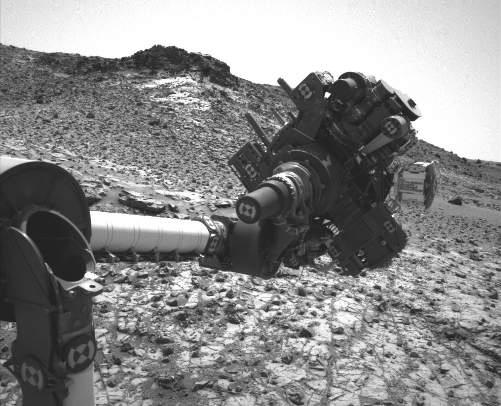 MSL_Curiosity-pia19147_Sol915-navcam-br2.jpg
