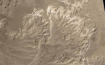 Delta-Like Fan On Mars Suggests Ancient Rivers Were Persistent