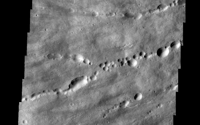 Western flank of Elysium Mons.
