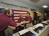 Mars Reconnaissance Orbiter Mission Team Members Celebrate Orbit Insertion Success