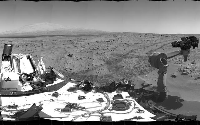 This 360-degree scene shows the surroundings of the location where NASA Mars rover Curiosity arrived on the 59th Martian day, or sol, of the rover's mission on Mars (Oct. 5, 2012).