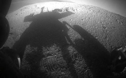View image for Shadow Portrait of NASA Rover Opportunity on Martian Slope