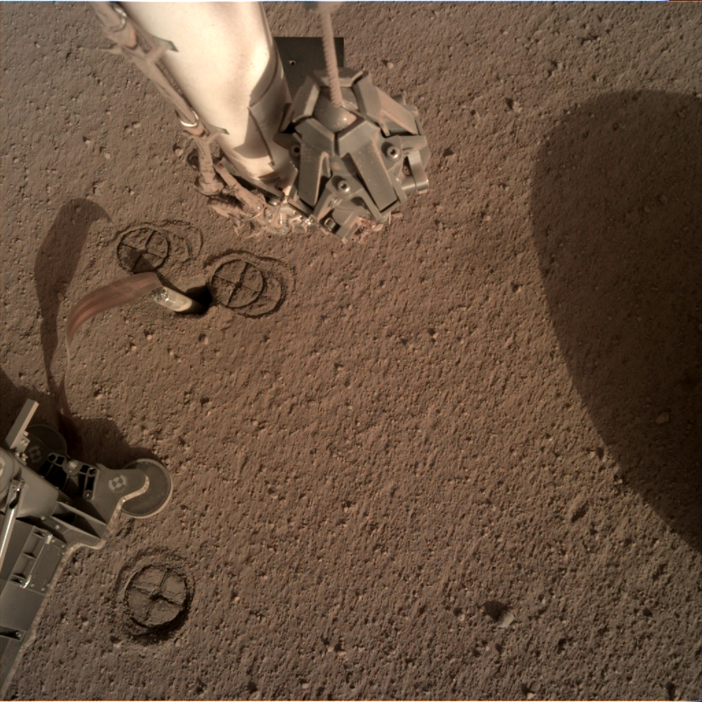 MARS: CURIOSITY u krateru  GALE Vol II. - Page 45 D006L0230_616959375EDR_F0101_0095M_
