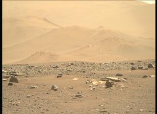 View image taken on Mars, Mars Perseverance Sol 4: Right Mastcam-Z Camera