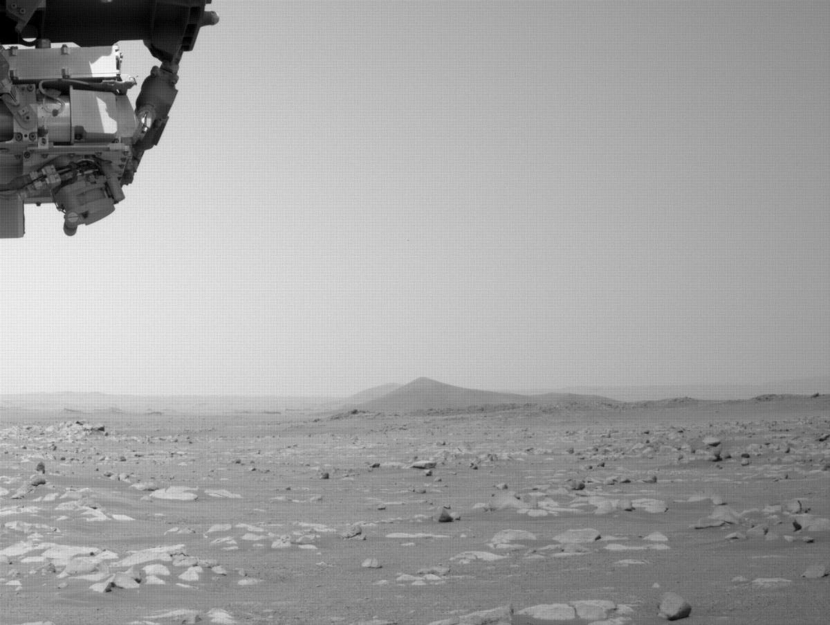 This image was taken by NAVCAM_LEFT onboard NASA's Mars rover Perseverance on Sol 17