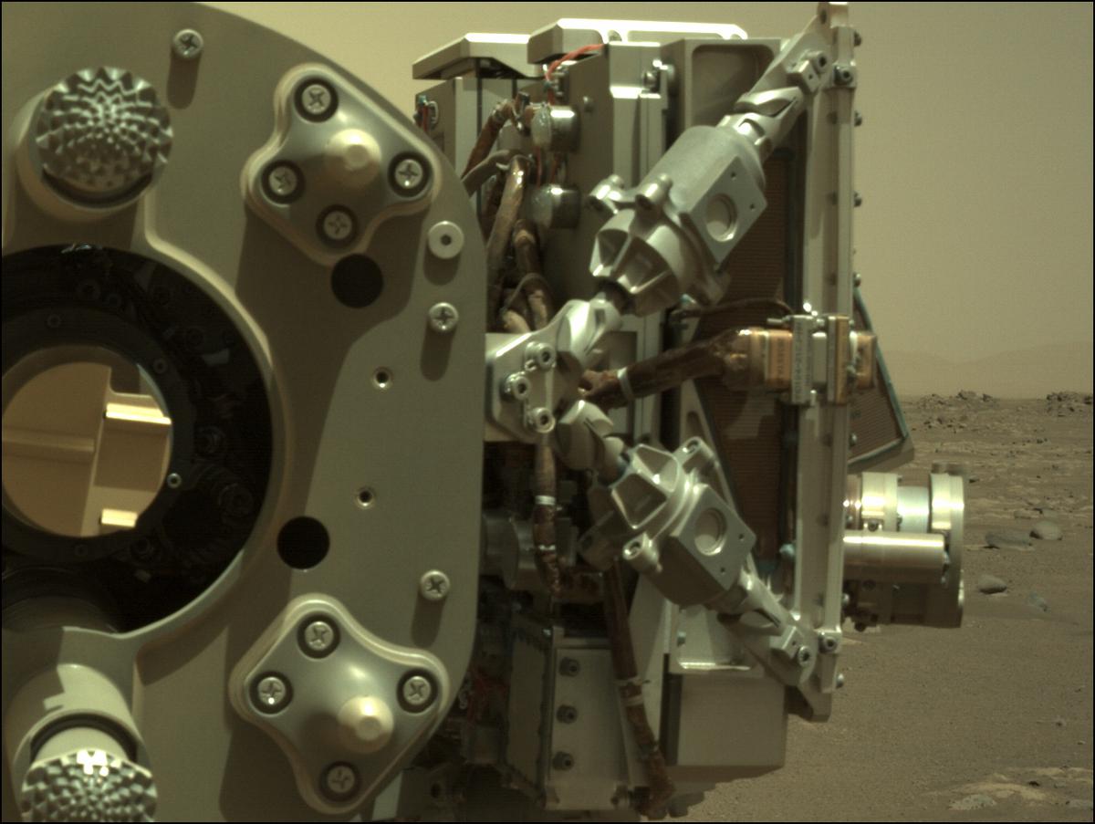 This image was taken by NAVCAM_LEFT onboard NASA's Mars rover Perseverance on Sol 17