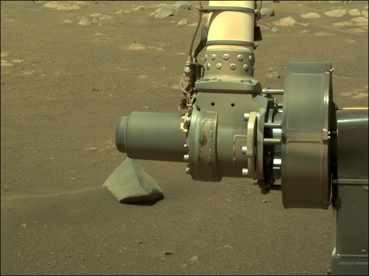 This image was taken by NAVCAM_LEFT onboard NASA's Mars rover Perseverance on Sol 17