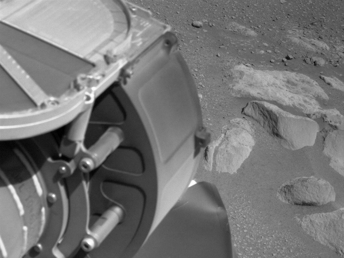 This image was taken by NAVCAM_RIGHT onboard NASA's Mars rover Perseverance on Sol 21