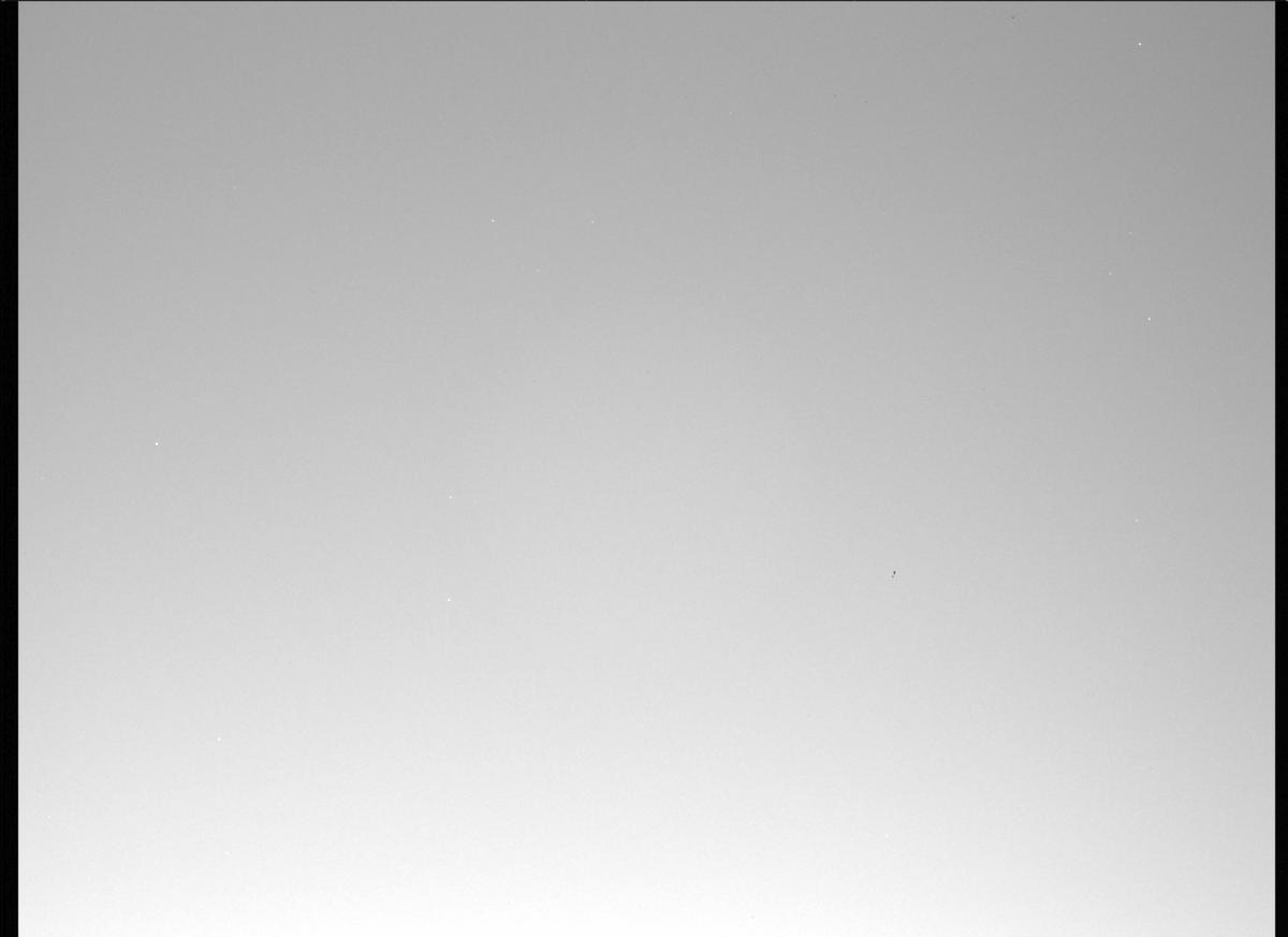 This image was taken by MCZ_RIGHT onboard NASA's Mars rover Perseverance on Sol 35