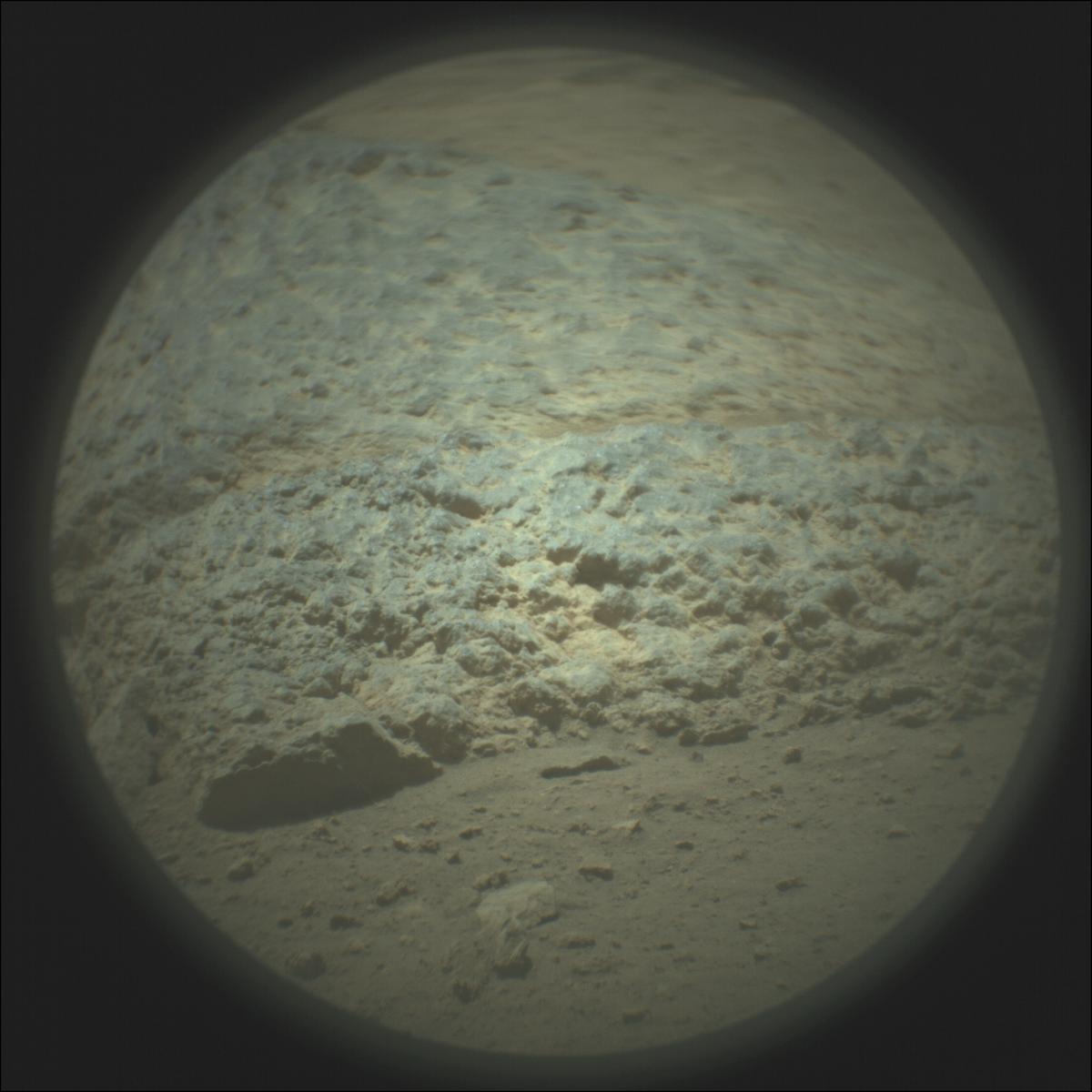 This image was taken by SUPERCAM_RMI onboard NASA's Mars rover Perseverance on Sol 38