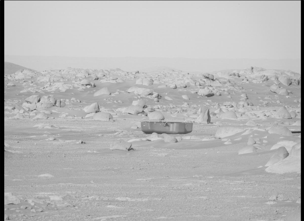 This image was taken by MCZ_RIGHT onboard NASA's Mars rover Perseverance on Sol 38
