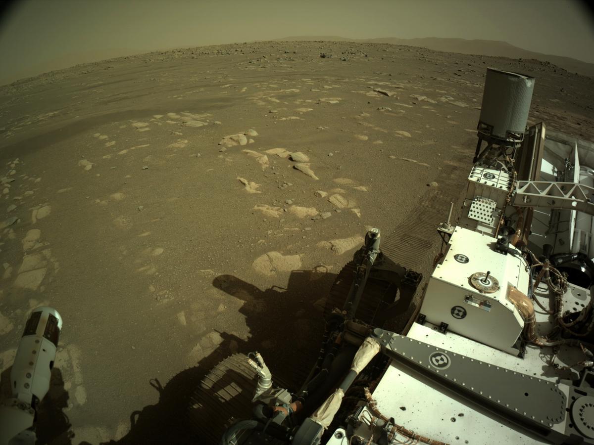 This image was taken by NAVCAM_RIGHT onboard NASA's Mars rover Perseverance on Sol 43