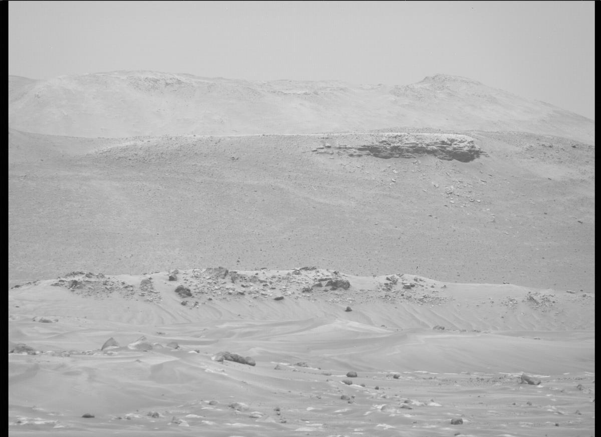 This image was taken by MCZ_RIGHT onboard NASA's Mars rover Perseverance on Sol 54