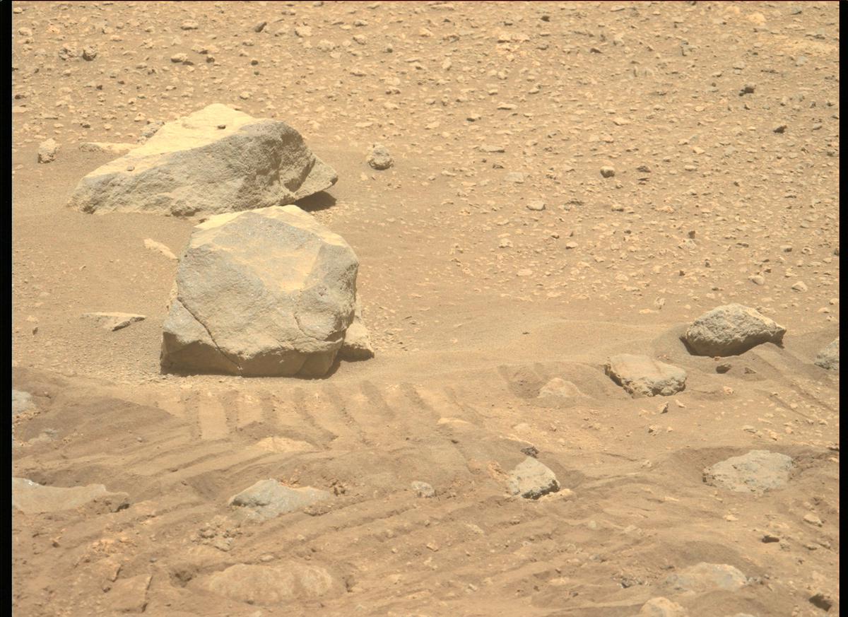 This image was taken by MCZ_LEFT onboard NASA's Mars rover Perseverance on Sol 57