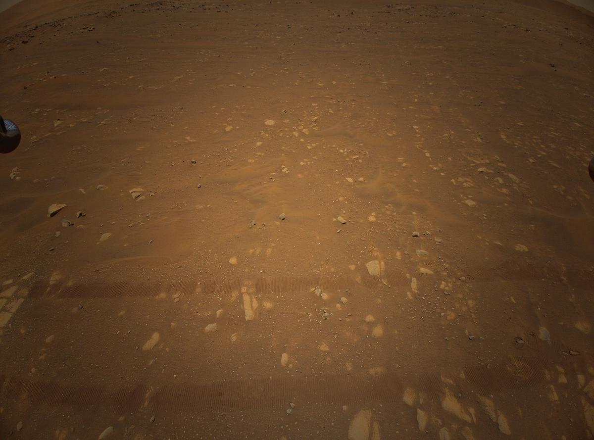 This image was taken by HELI_RTE onboard NASA's Mars rover Perseverance on Sol 61