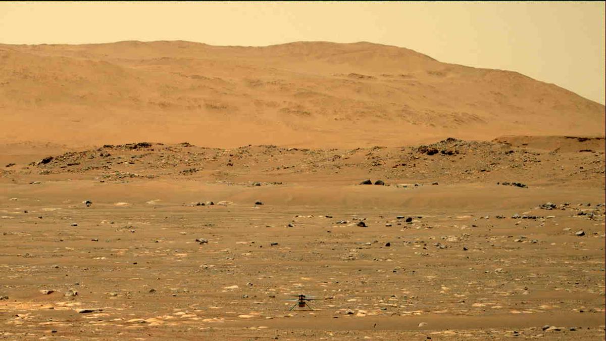 This image was taken by MCZ_RIGHT onboard NASA's Mars rover Perseverance on Sol 61