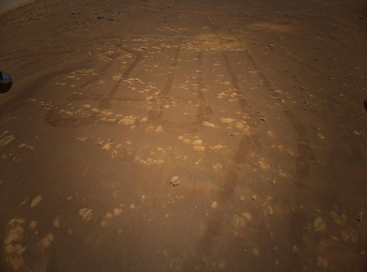 This image was taken by HELI_RTE onboard NASA's Mars rover Perseverance on Sol 64