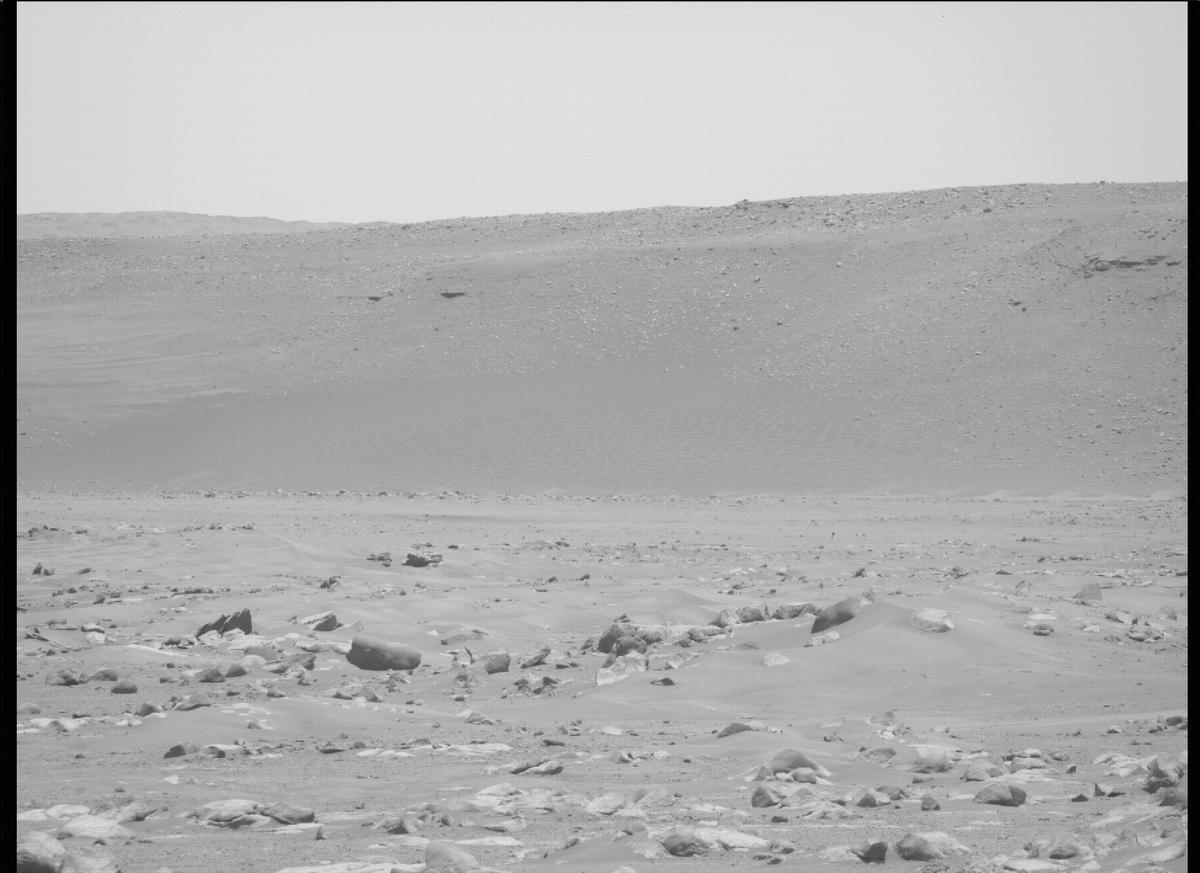 This image was taken by MCZ_RIGHT onboard NASA's Mars rover Perseverance on Sol 65