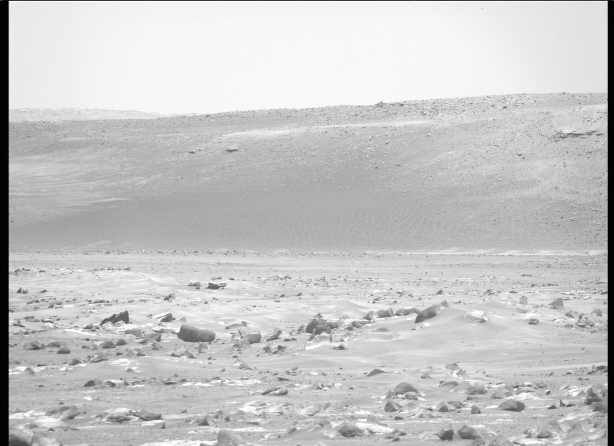 This image was taken by MCZ_RIGHT onboard NASA's Mars rover Perseverance on Sol 65