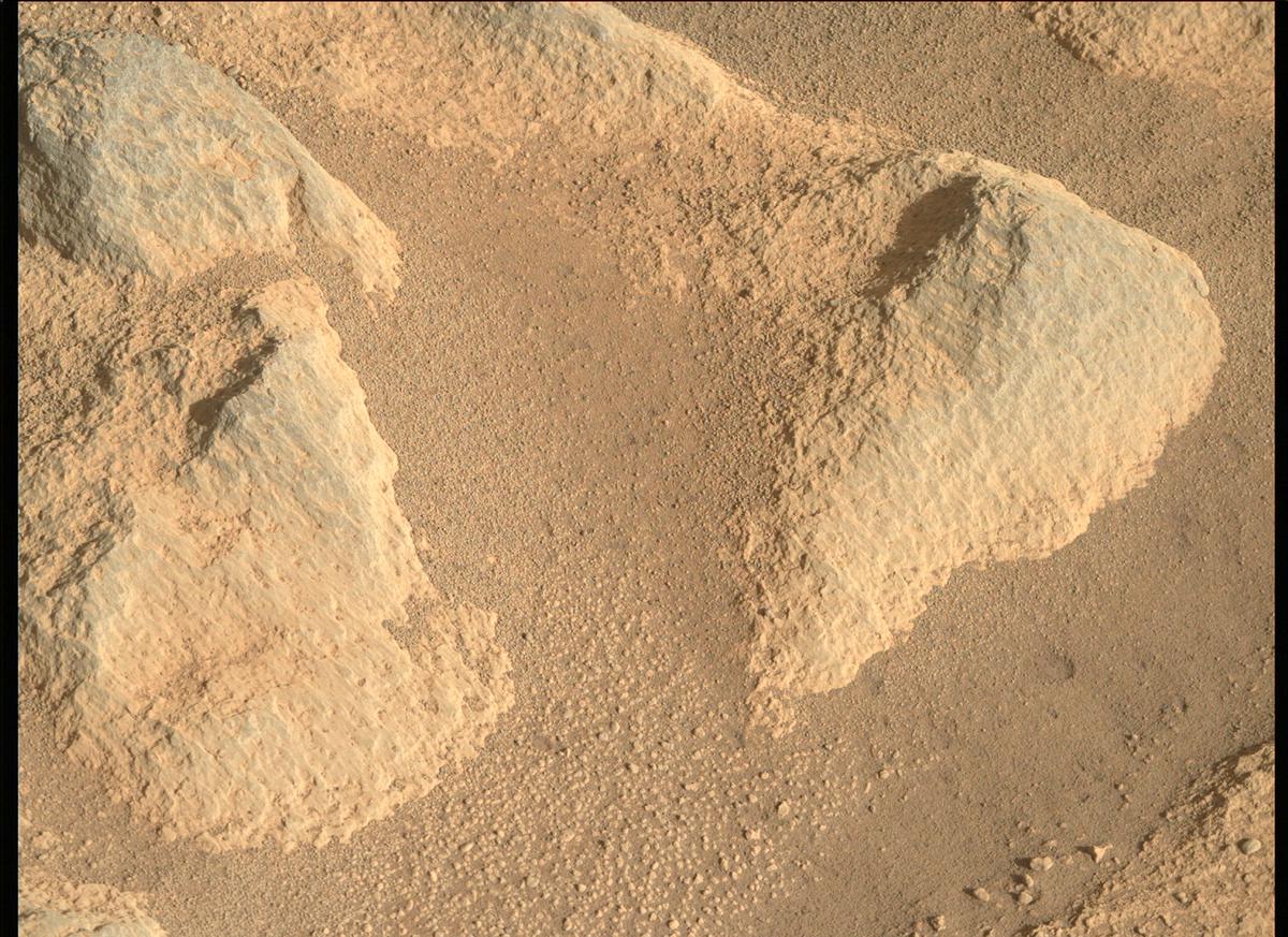 This image was taken by MCZ_RIGHT onboard NASA's Mars rover Perseverance on Sol 66