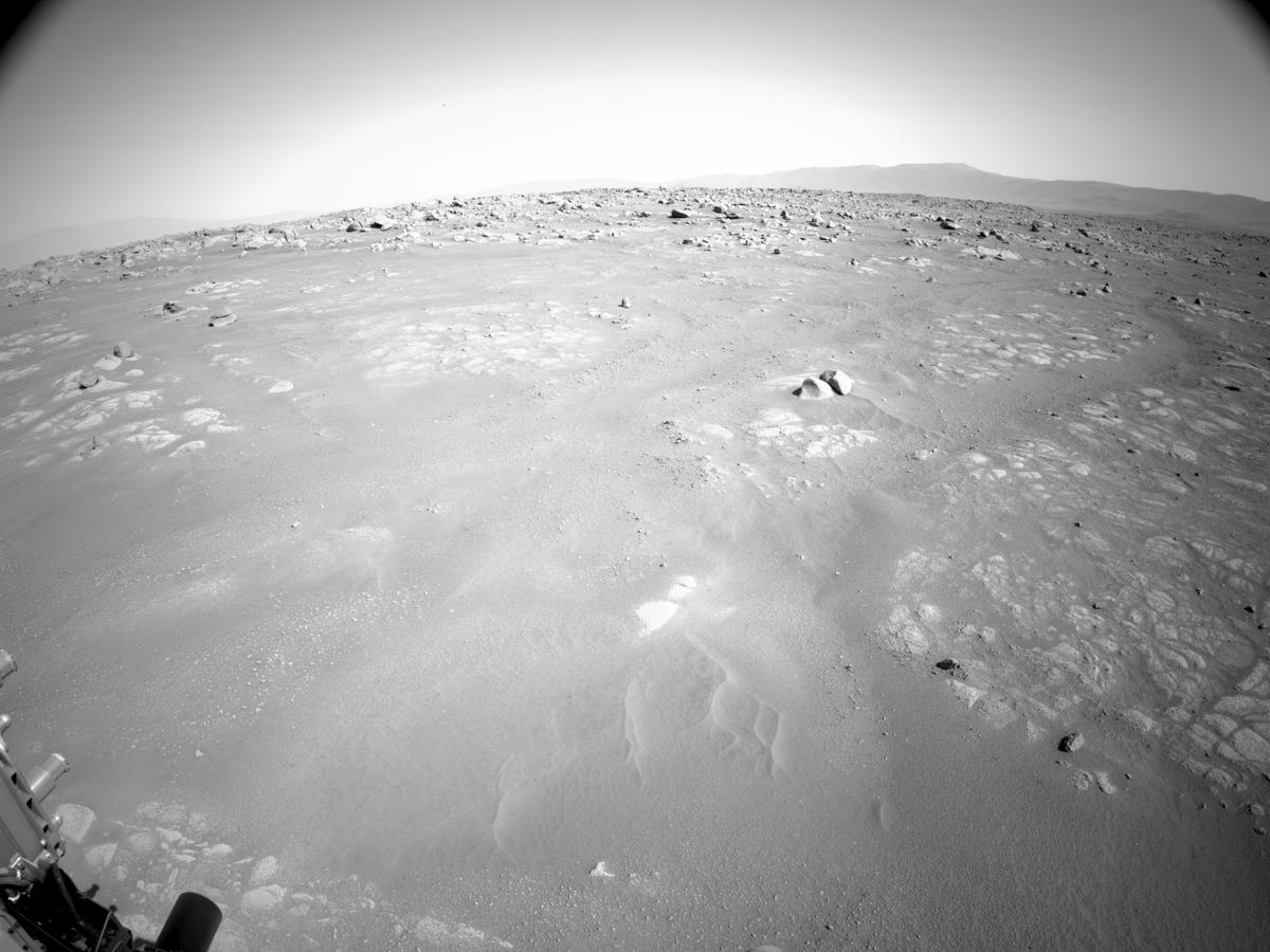 This image was taken by NAVCAM_LEFT onboard NASA's Mars rover Perseverance on Sol 72