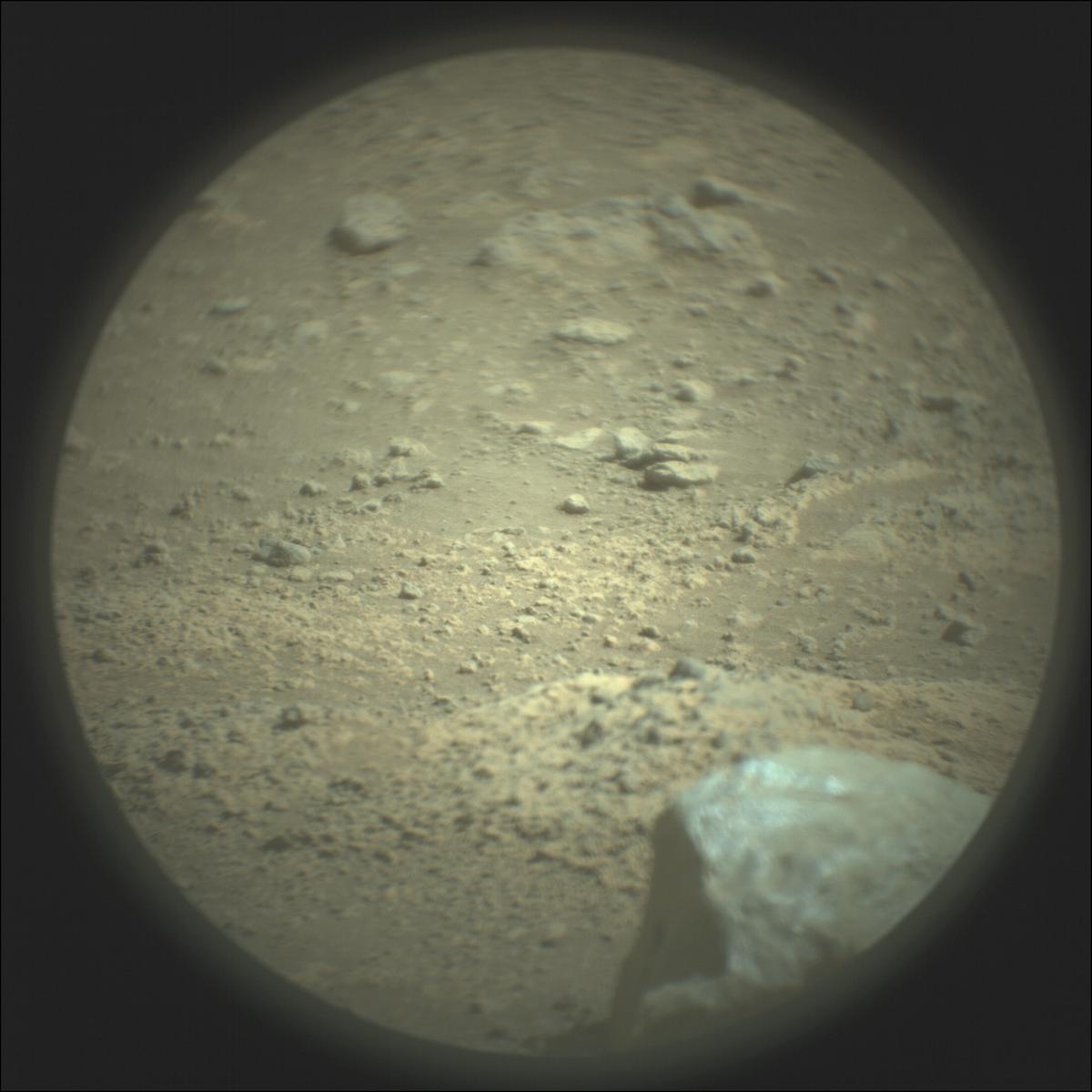 This image was taken by SUPERCAM_RMI onboard NASA's Mars rover Perseverance on Sol 72