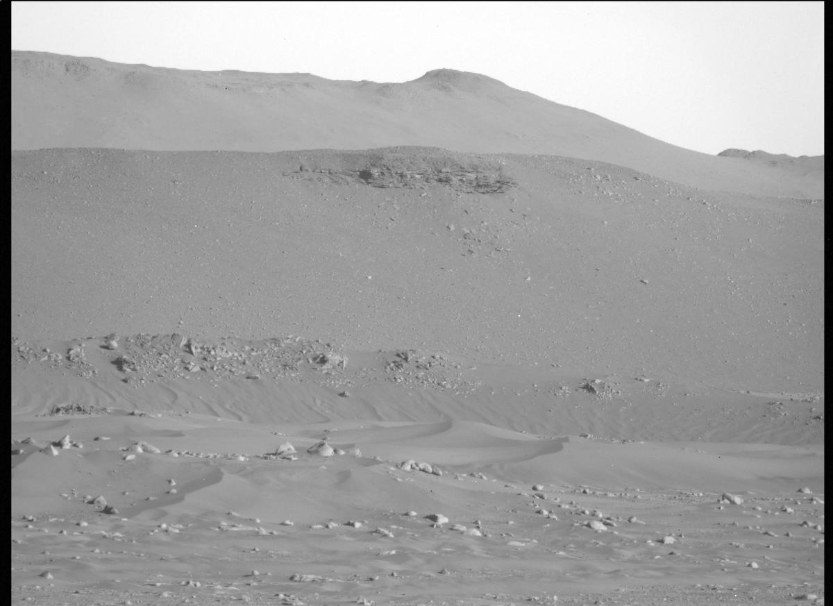 This image was taken by MCZ_LEFT onboard NASA's Mars rover Perseverance on Sol 77