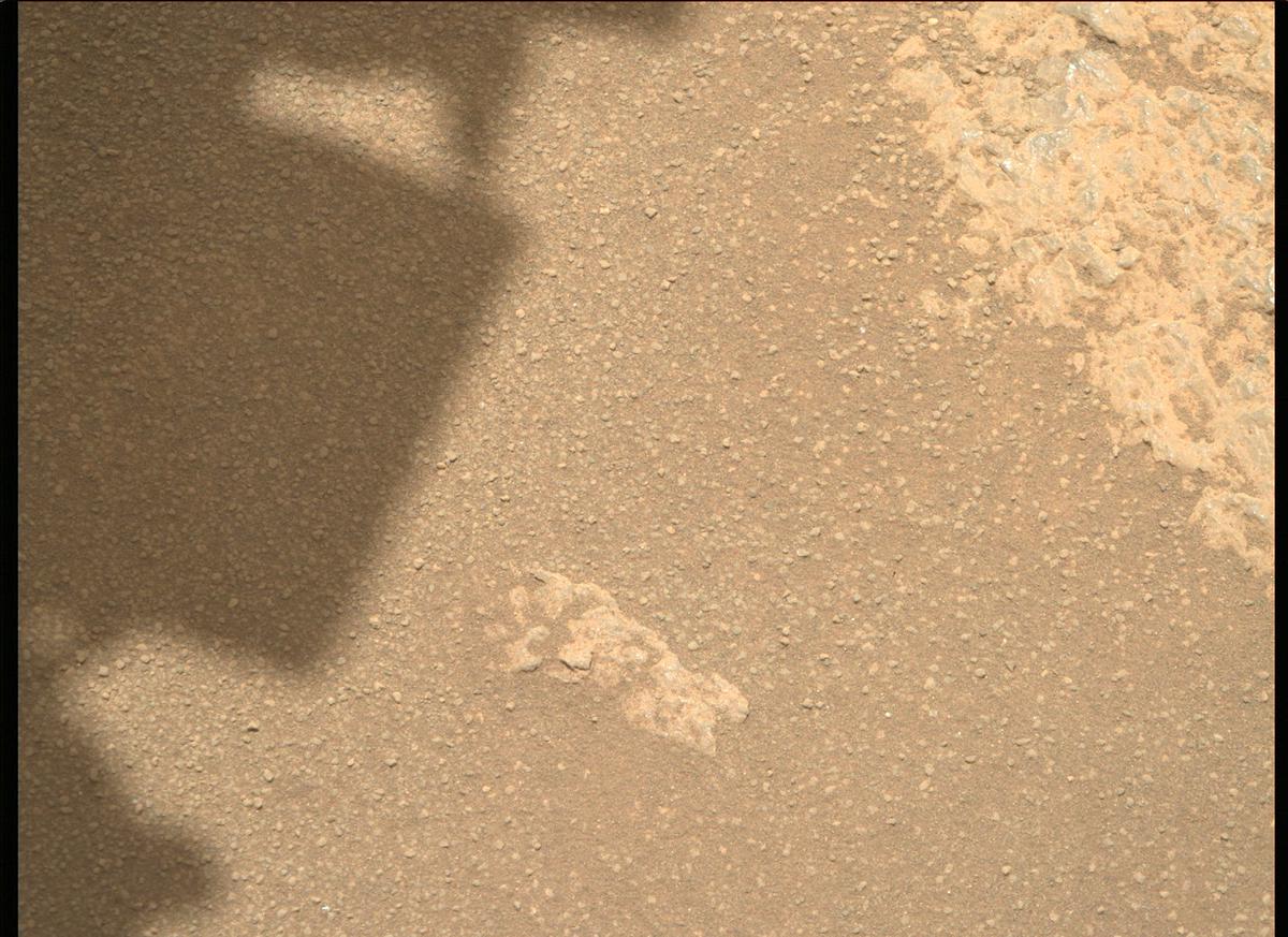 This image was taken by MCZ_RIGHT onboard NASA's Mars rover Perseverance on Sol 82