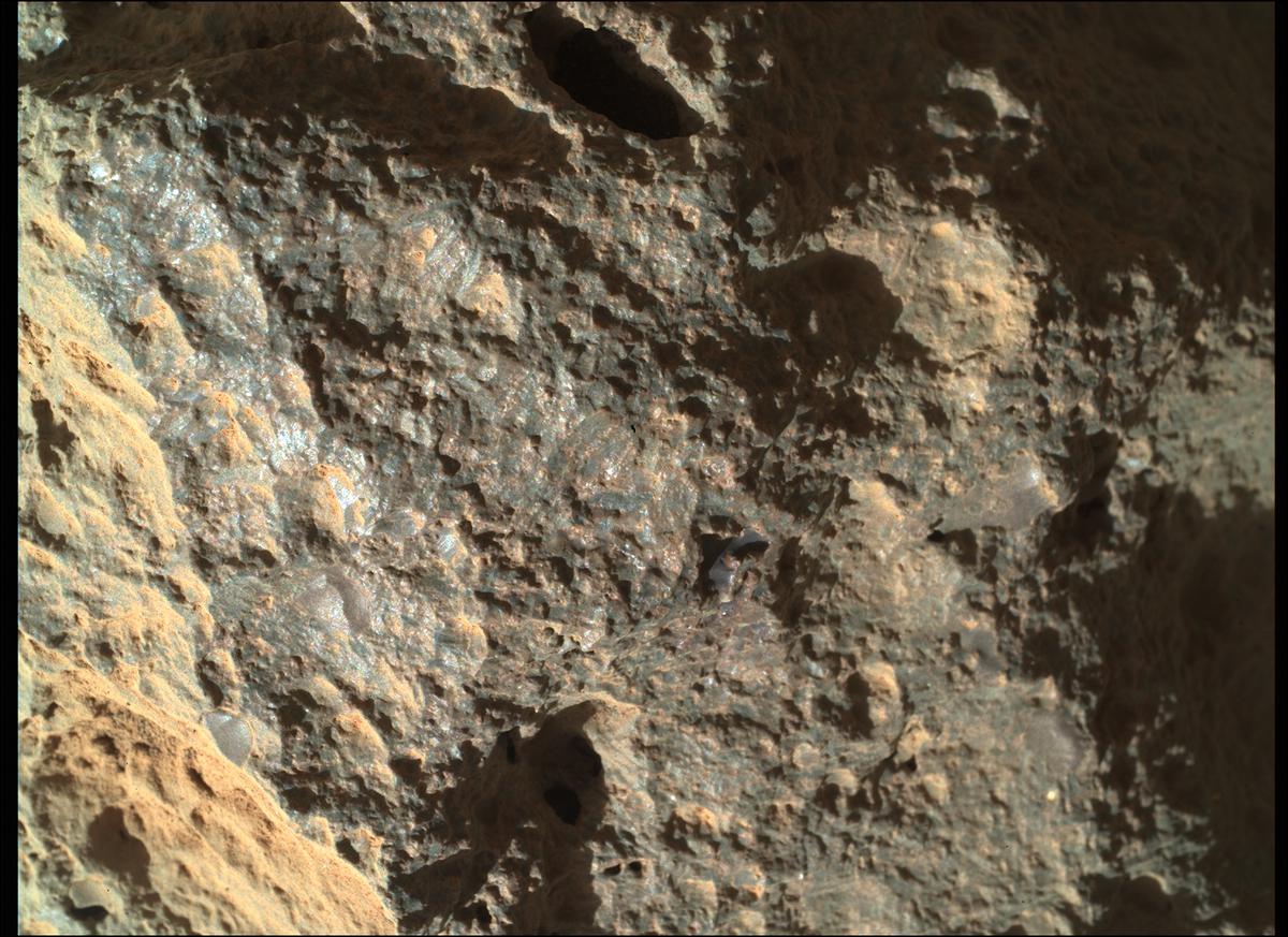 This image was taken by SHERLOC_WATSON onboard NASA's Mars rover Perseverance on Sol 90