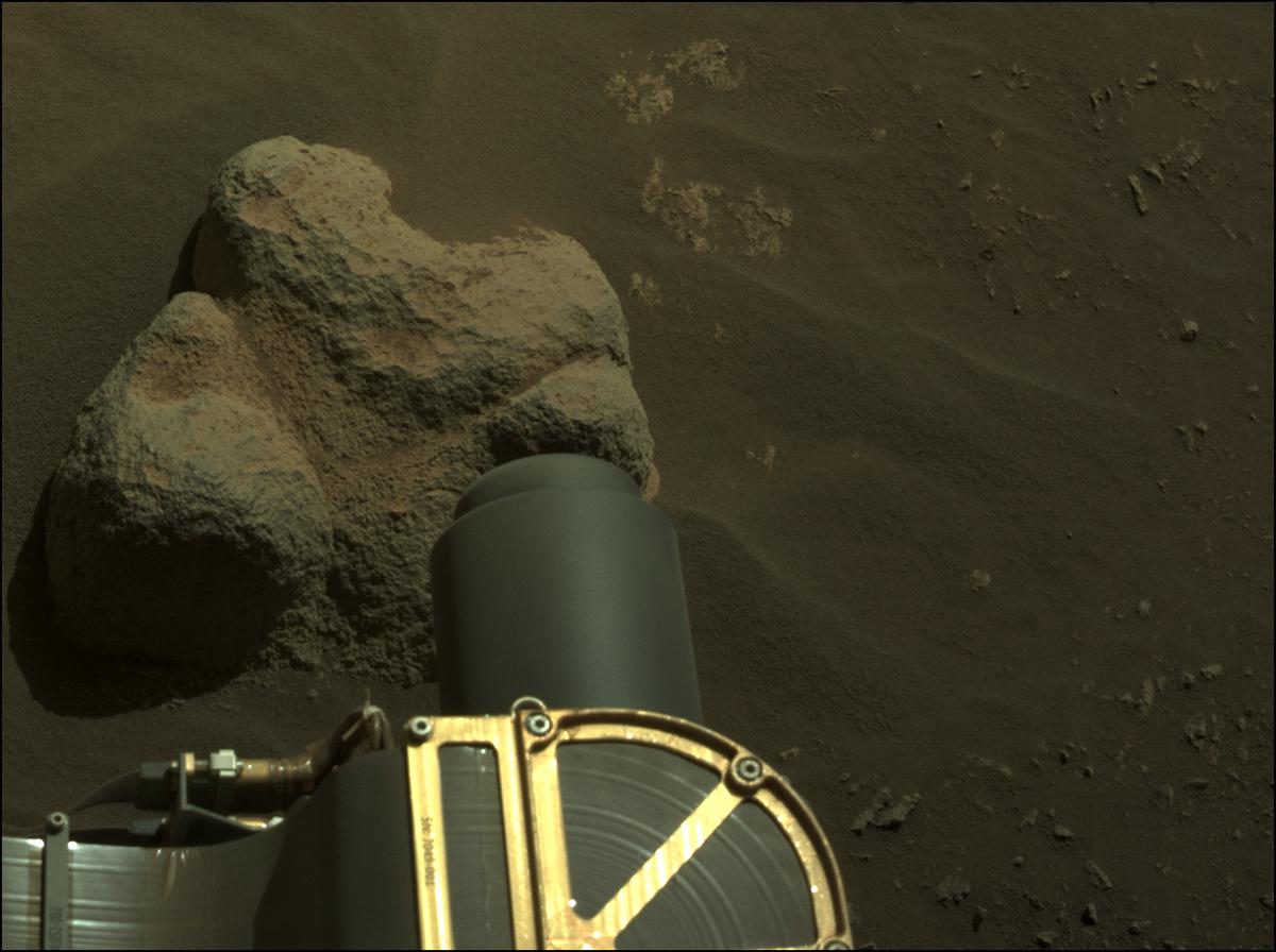 This image was taken by NAVCAM_LEFT onboard NASA's Mars rover Perseverance on Sol 92