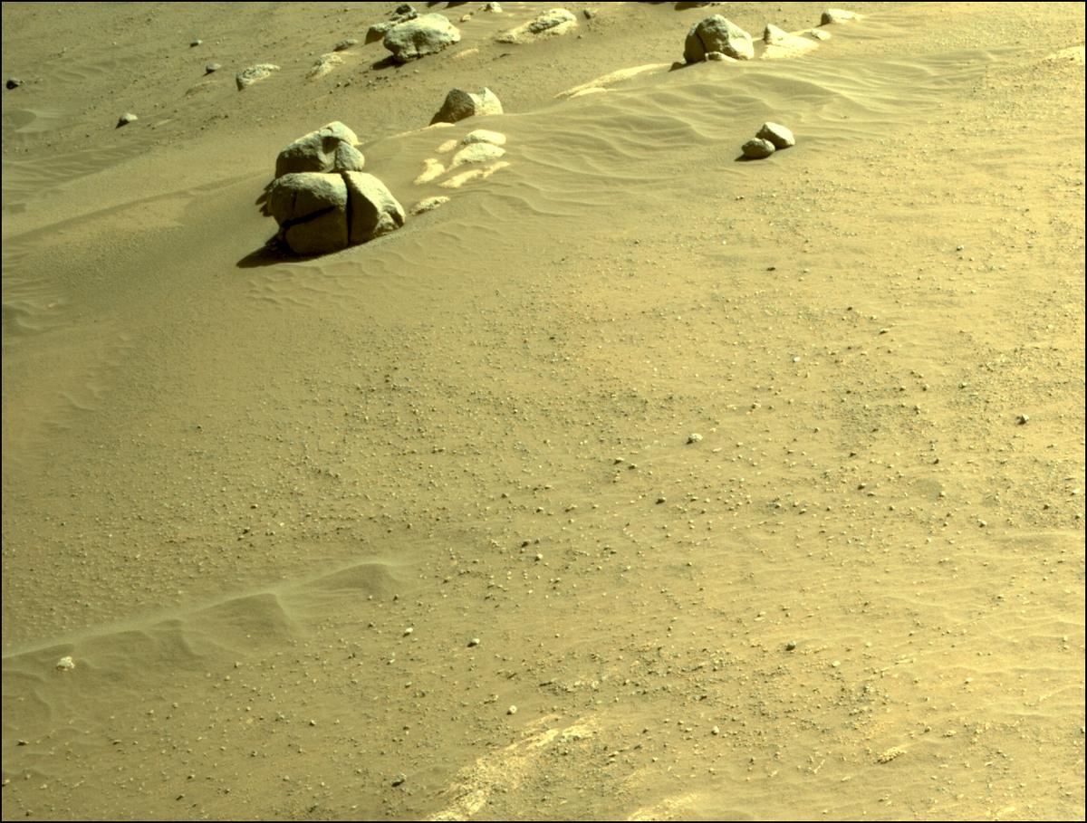 This image was taken by NAVCAM_RIGHT onboard NASA's Mars rover Perseverance on Sol 92