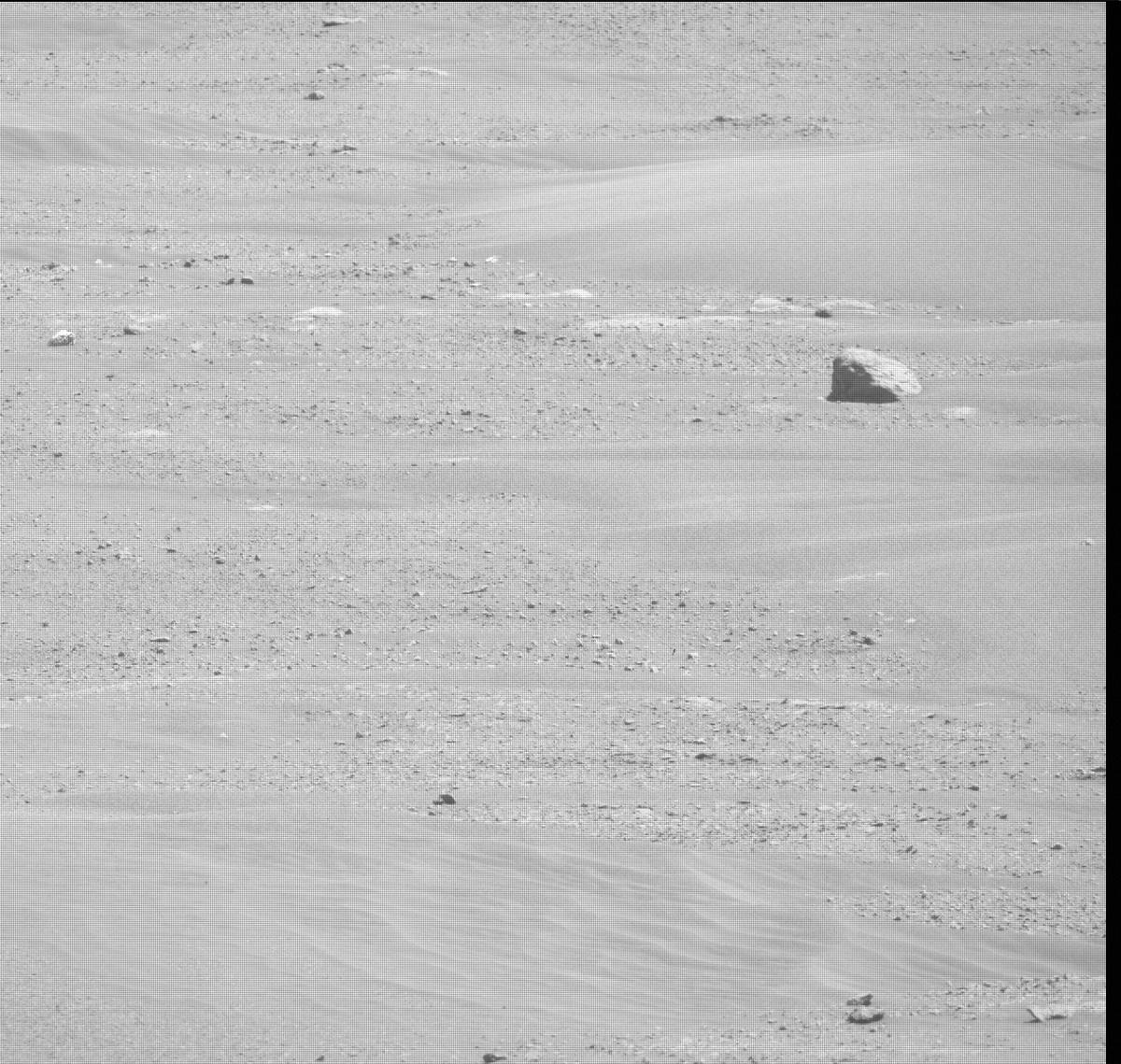 This image was taken by MCZ_RIGHT onboard NASA's Mars rover Perseverance on Sol 92