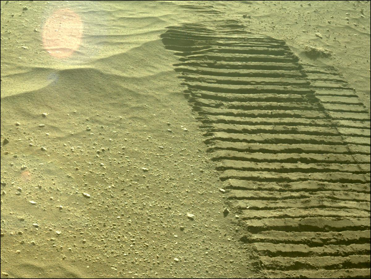 This image was taken by REAR_HAZCAM_RIGHT onboard NASA's Mars rover Perseverance on Sol 93