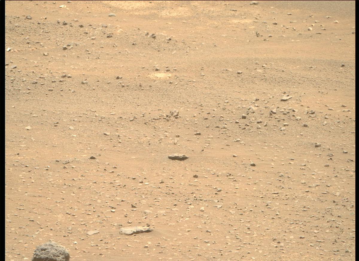 This image was taken by MCZ_RIGHT onboard NASA's Mars rover Perseverance on Sol 94