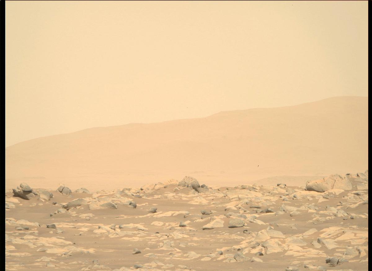 This image was taken by MCZ_RIGHT onboard NASA's Mars rover Perseverance on Sol 104