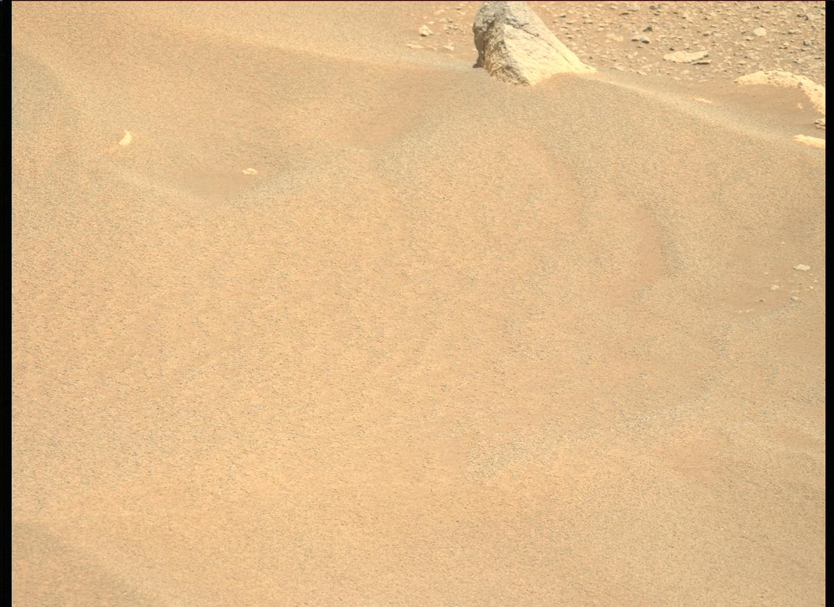 This image was taken by MCZ_LEFT onboard NASA's Mars rover Perseverance on Sol 106