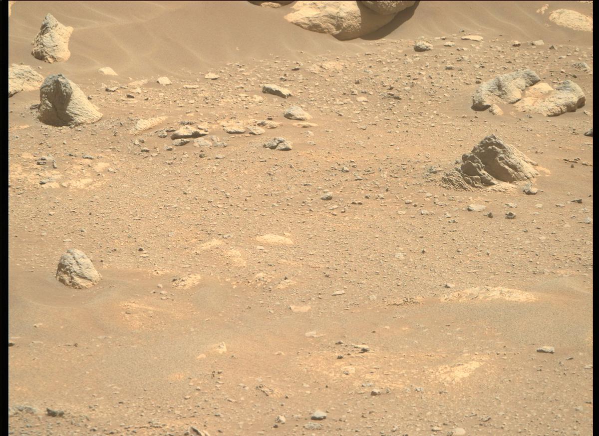 This image was taken by MCZ_RIGHT onboard NASA's Mars rover Perseverance on Sol 106