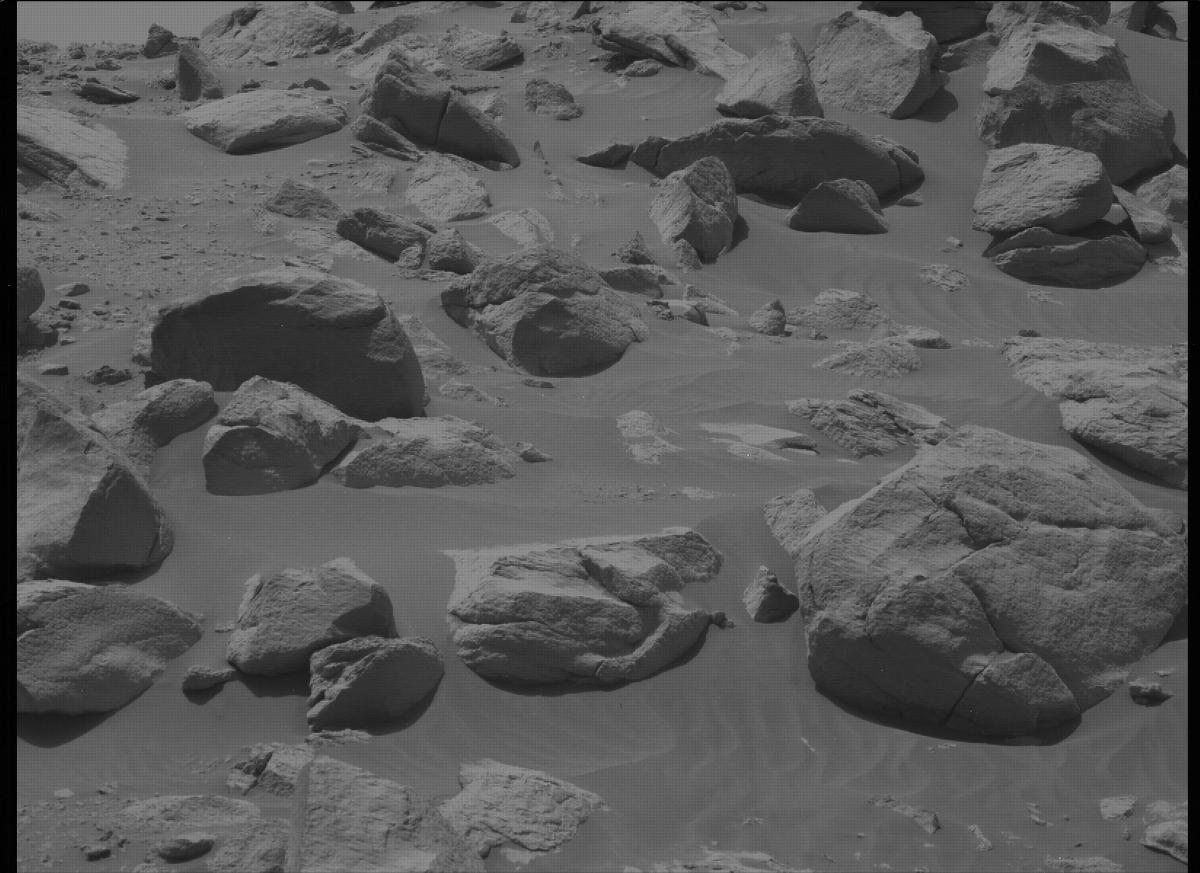 This image was taken by MCZ_LEFT onboard NASA's Mars rover Perseverance on Sol 107