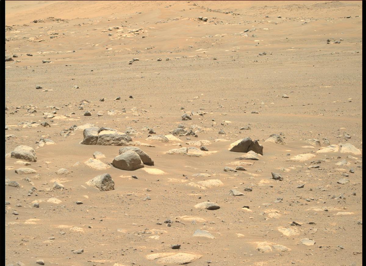 This image was taken by MCZ_RIGHT onboard NASA's Mars rover Perseverance on Sol 108