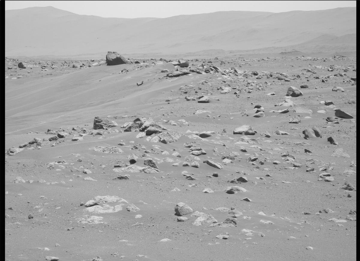 This image was taken by MCZ_LEFT onboard NASA's Mars rover Perseverance on Sol 109