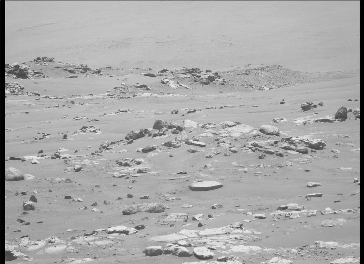 This image was taken by MCZ_LEFT onboard NASA's Mars rover Perseverance on Sol 118
