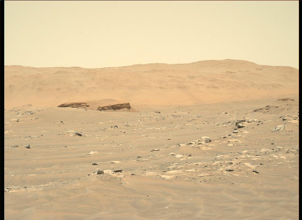 This image was taken by MCZ_LEFT onboard NASA's Mars rover Perseverance on Sol 121