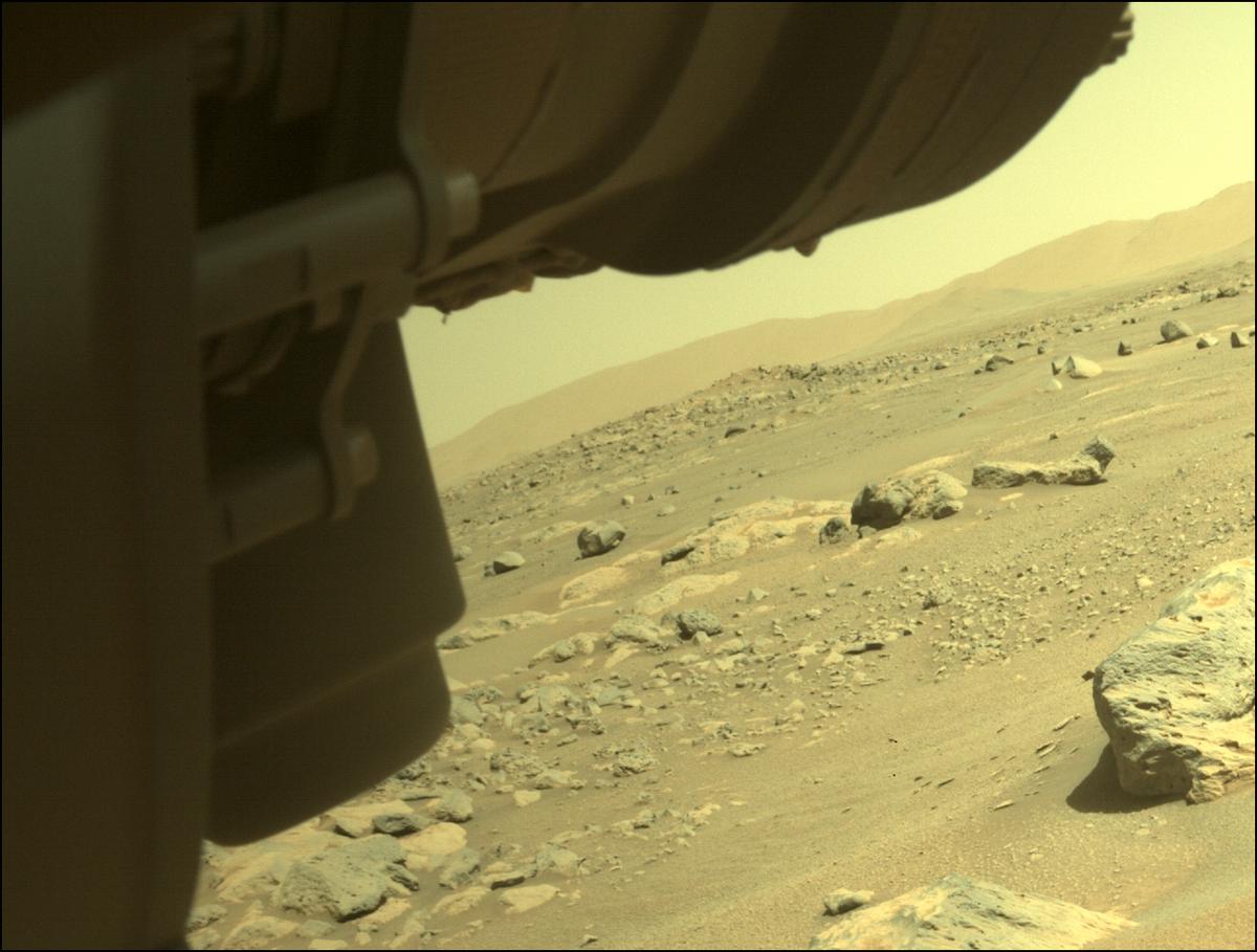 This image was taken by FRONT_HAZCAM_LEFT_A onboard NASA's Mars rover Perseverance on Sol 124