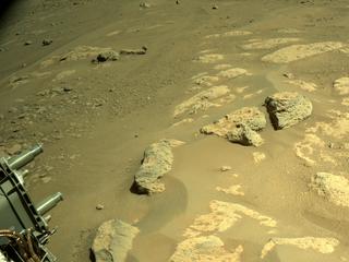 View image taken on Mars, Mars Perseverance Sol 124: Right Navigation Camera (Navcam)