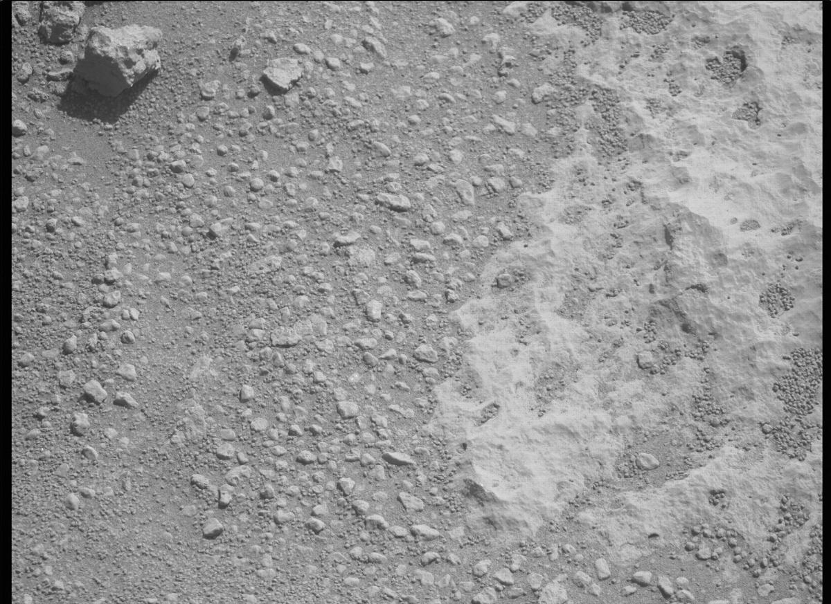This image was taken by MCZ_RIGHT onboard NASA's Mars rover Perseverance on Sol 125