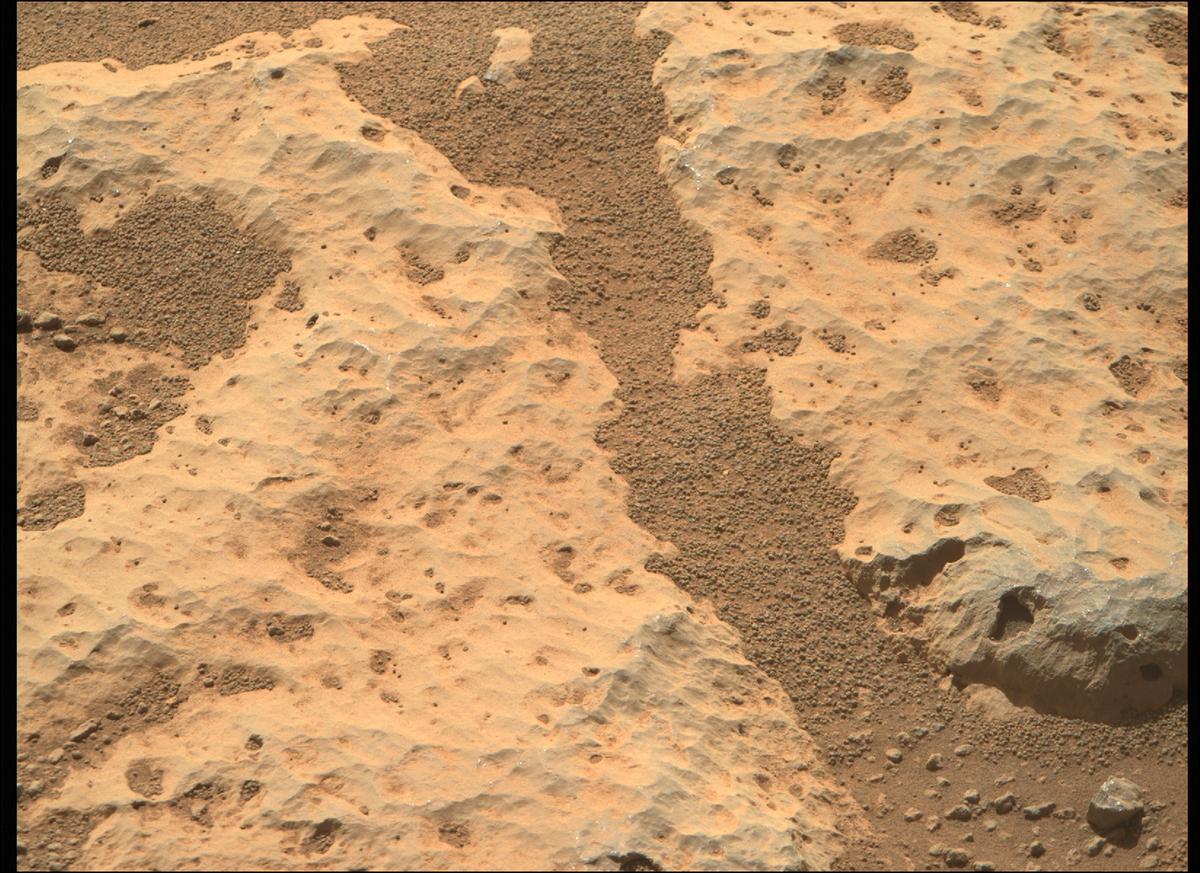 This image was taken by MCZ_RIGHT onboard NASA's Mars rover Perseverance on Sol 125